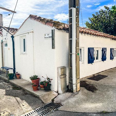 Maisonnette De Pecheur Chauffee Et Climatisee Port-la-Nouvelle Kültér fotó