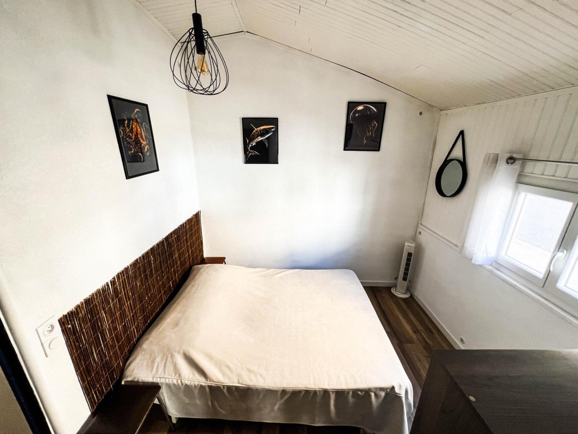 Maisonnette De Pecheur Chauffee Et Climatisee Port-la-Nouvelle Kültér fotó
