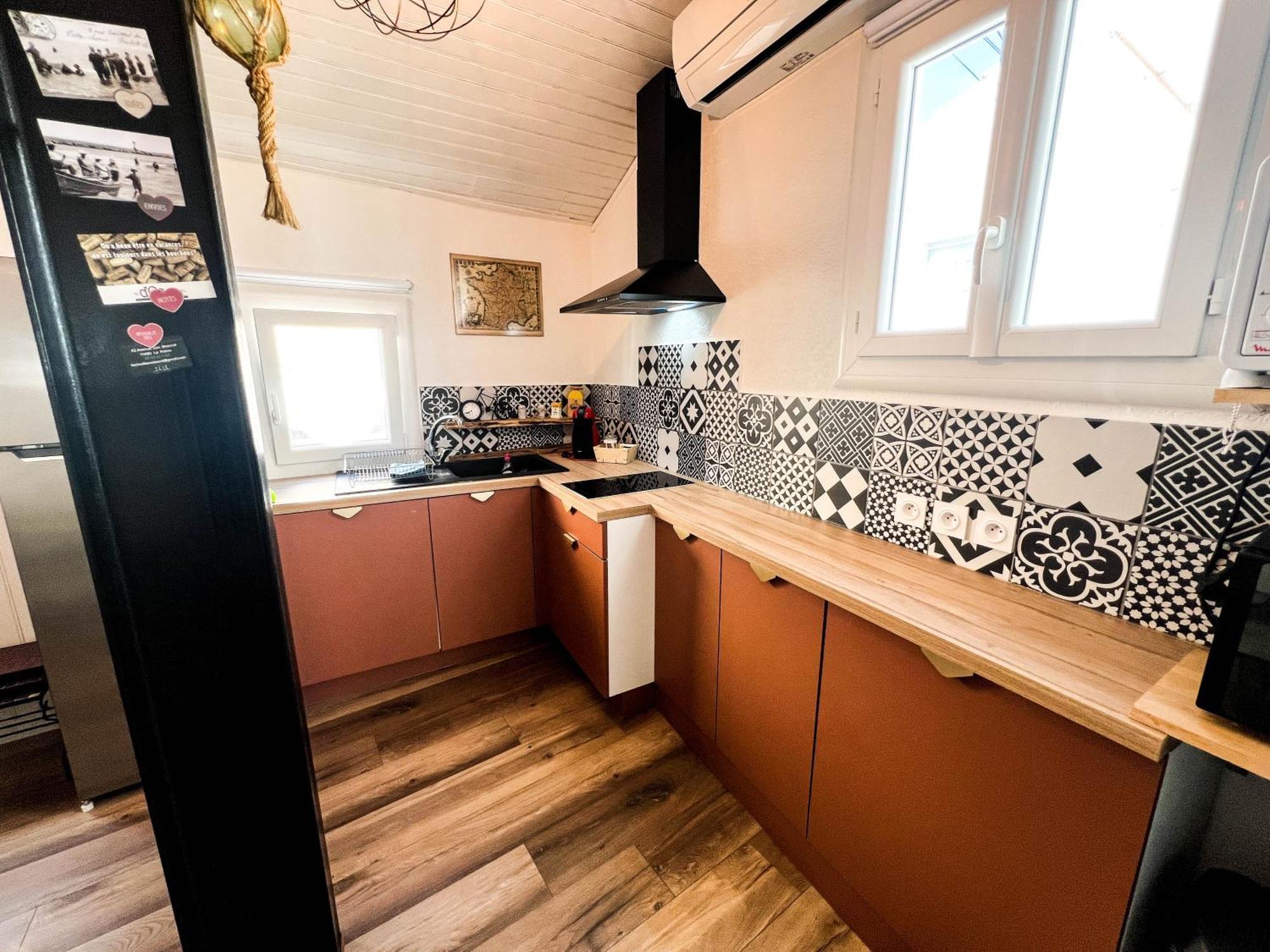 Maisonnette De Pecheur Chauffee Et Climatisee Port-la-Nouvelle Kültér fotó
