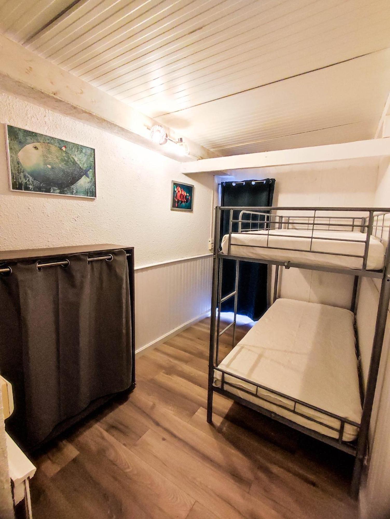 Maisonnette De Pecheur Chauffee Et Climatisee Port-la-Nouvelle Kültér fotó